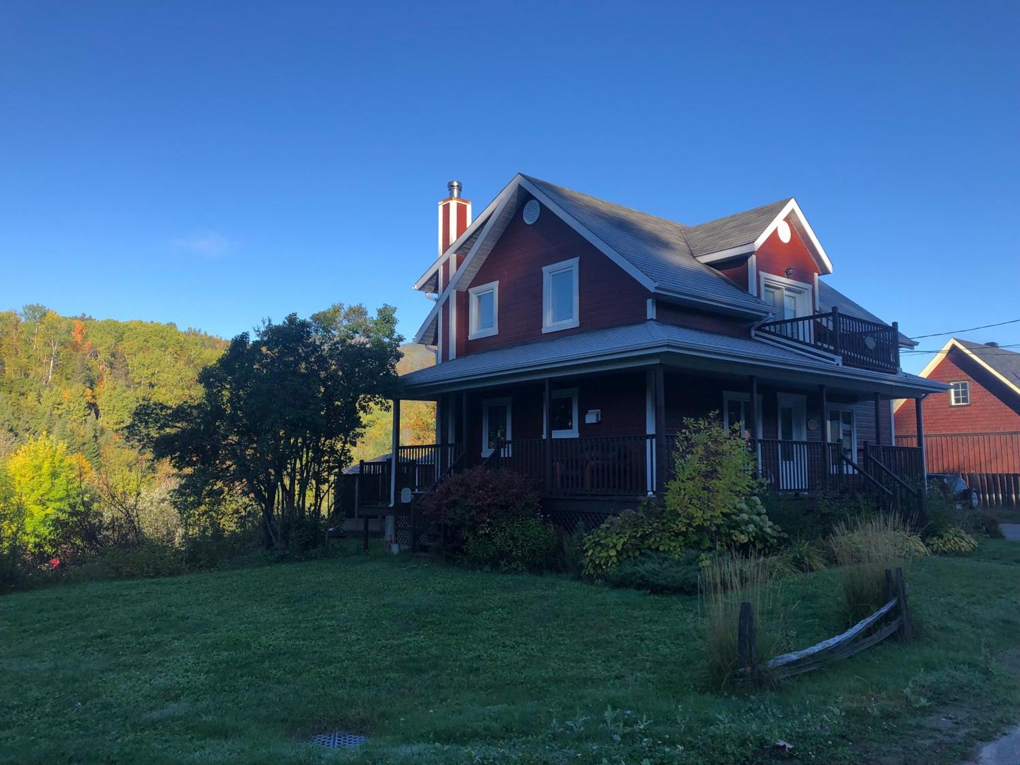 Belle Maison Avec Vue Sur La Riviere LʼAnse-Saint-Jean 외부 사진