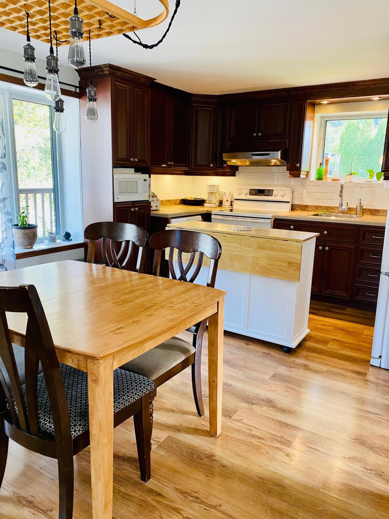 Belle Maison Avec Vue Sur La Riviere LʼAnse-Saint-Jean 외부 사진