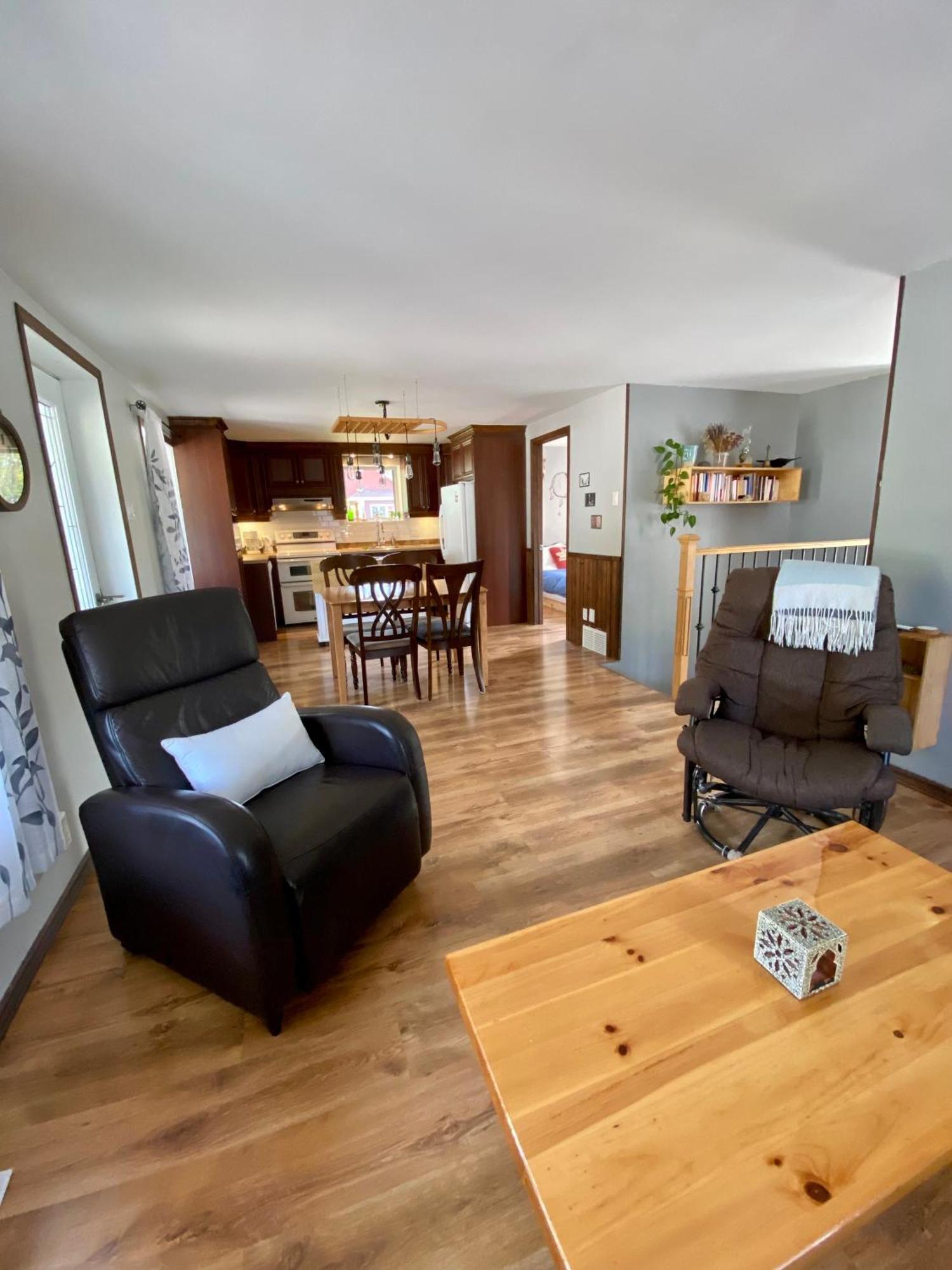 Belle Maison Avec Vue Sur La Riviere LʼAnse-Saint-Jean 외부 사진