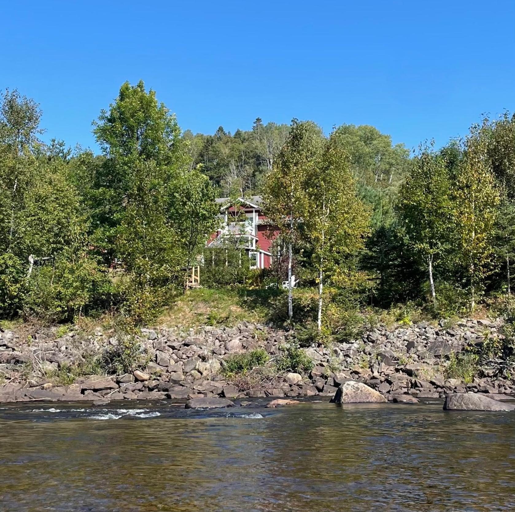 Belle Maison Avec Vue Sur La Riviere LʼAnse-Saint-Jean 외부 사진
